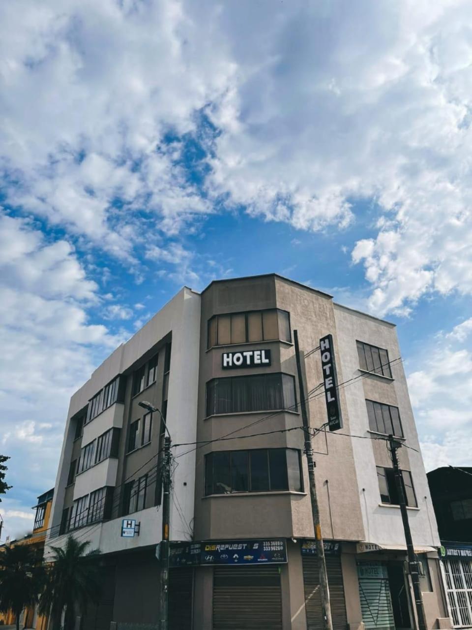Hotel Inter Del Cafe Pereira Exteriör bild